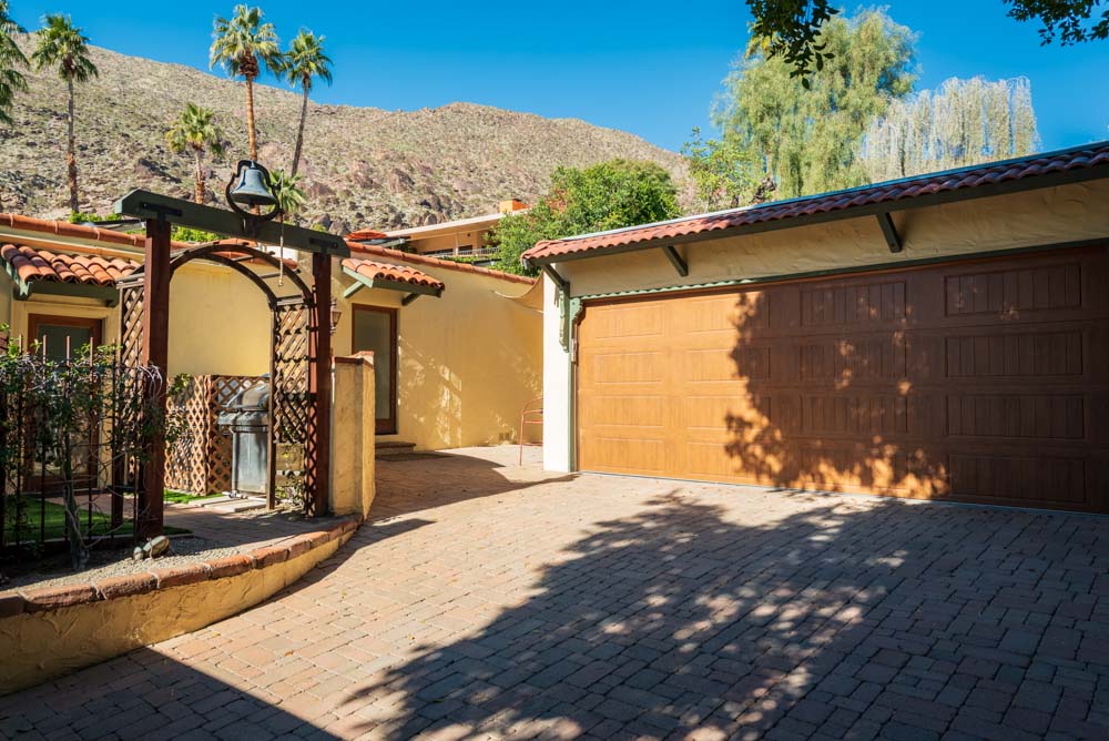 young man getting his hair coloured
